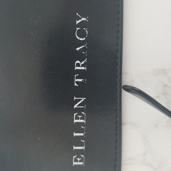 Sunglasses - Picture 6 of 6